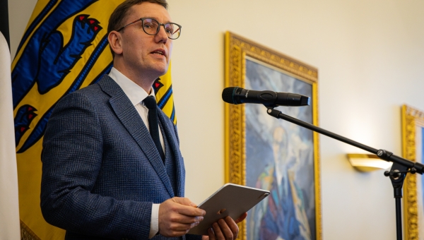 Riigikogu ei vaaginud peaministri umbusaldamist